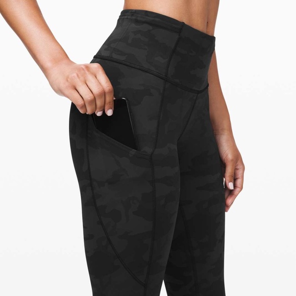 Lululemon Fast and Free High-Rise Tight 25'' - Picture 3 of 3